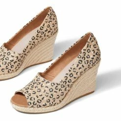 Hot Sale ๐ฅ Toms ๐ฉ women Michelle Peep Toe Wedge ๐ฉด Sandal in Cheetah ๐ฏ